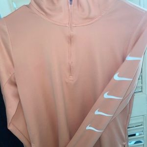 Nike top